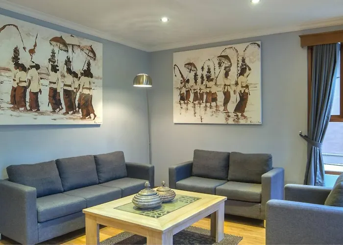 Вилла Super 4 Bed, Sleeps 8, Just 300m Walk From Легиан