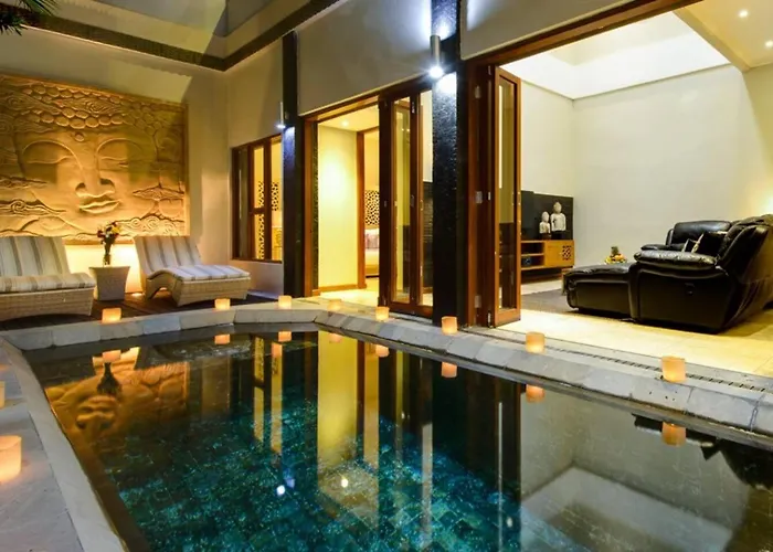 Super 4 Bed, Sleeps 8, Just 300m Walk From